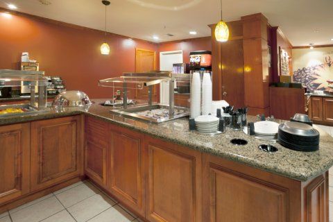 Staybridge Austin By Ihg Hotel 3*