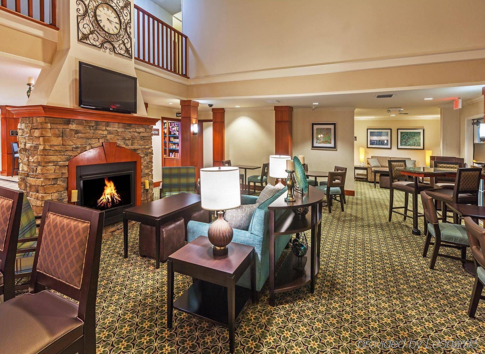 Staybridge Austin By Ihg Hotel 3*