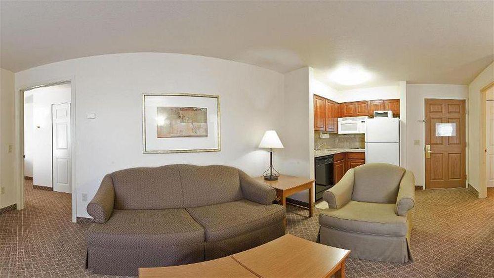 Staybridge Austin By Ihg Hotel 3*